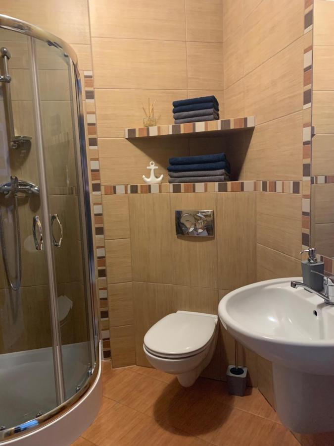 Apartament- Blisko Morza- W Trzech Koronach Z Prv Miejscem Parkingowym W Cenie! Swinoujscie Luaran gambar
